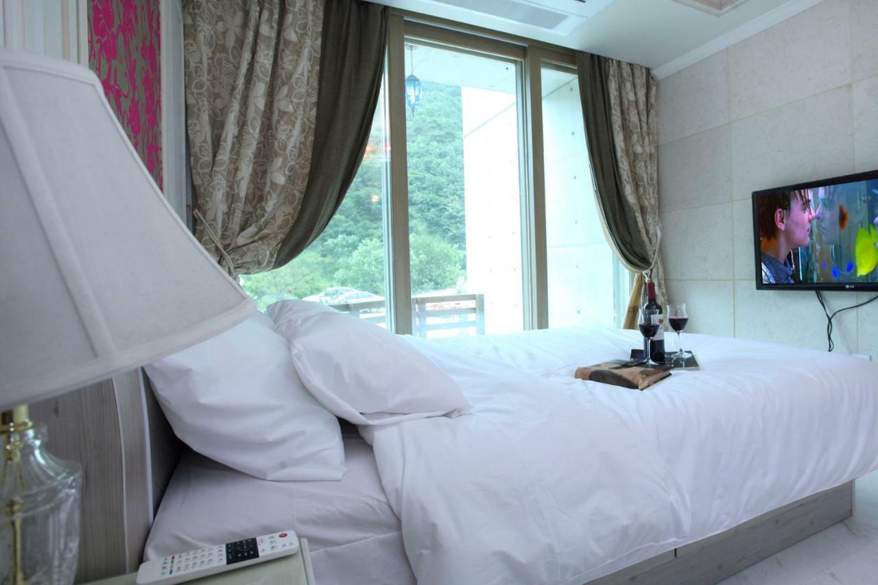 Villa Moon On The Cloud à Yeongwol Extérieur photo